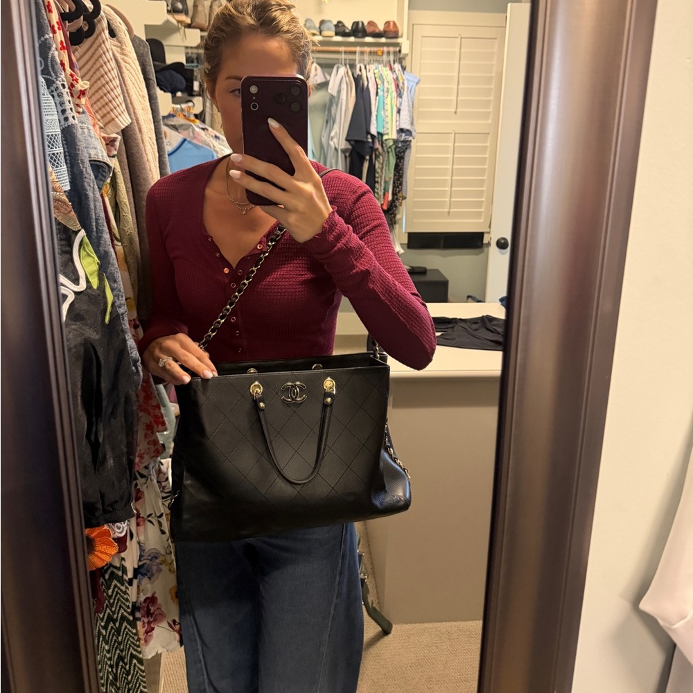 CHANEL Large Shopping Tote Bag - Picture 12 of 12